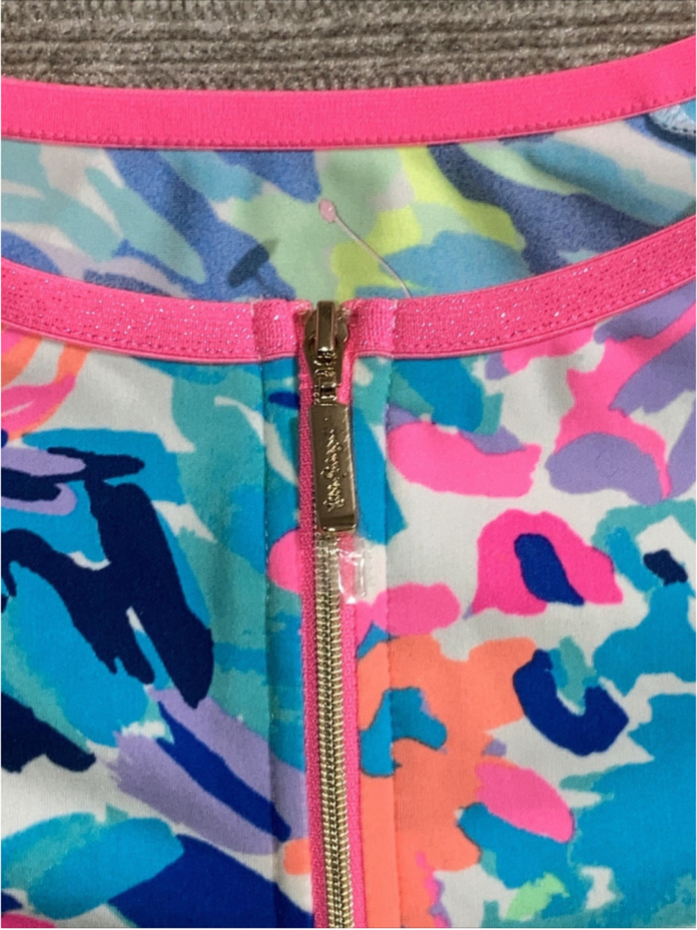 Lilly Pulitzer Luxetics Mini Sydney Rashguard Swim Top Jacket UPF Girl’s 8-10 L - Picture 4 of 15